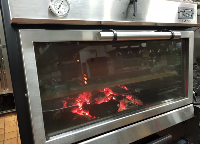 Фурна-барбекю на дървени въглища PIRA-80 LUX, настолна - kuhnensko.com Фурна-барбекю на дървени въглища PIRA-80 LUX, настолна