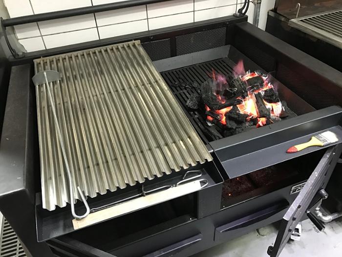 Грил на дървени въглища PIRA BBQ COMBI LUX 150, свободно стоящ - kuhnensko.com Грил на дървени въглища PIRA BBQ COMBI LUX 150, свободно стоящ