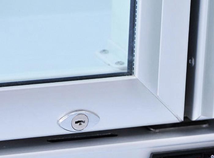 Хладилна витрина за напитки с 4 отваряеми стъклени врати, 2248 л, бяла, клас C - kuhnensko.com Хладилна витрина за напитки с 4 отваряеми стъклени врати, 2248 л, бяла, клас C